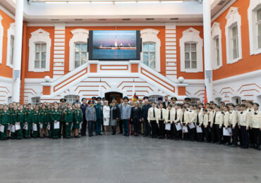 В Петропавловской крепости состоялась торжественная церемония принятия клятвы кадетами Росгвардии