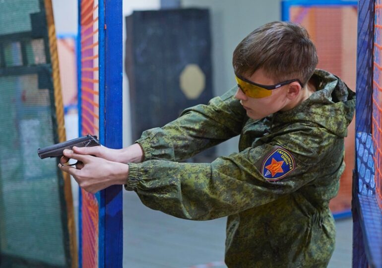 Более тысячи курсантов приняли участие в клубных турнирах по стрельбе «Юный Витязь»